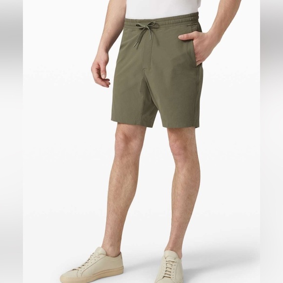 lululemon athletica Other - Lululemon men’s Bowline Short 8” RipstopSage size S